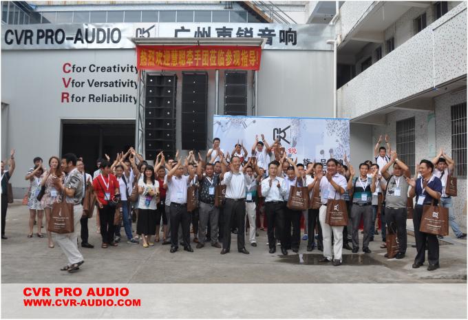 Ενεργό υπέρ ακουστικό κιβώτιο ομιλητών σειράς γραμμών μεγάλης έκτασης ομιλητών αίθουσας συνδιαλέξεων
